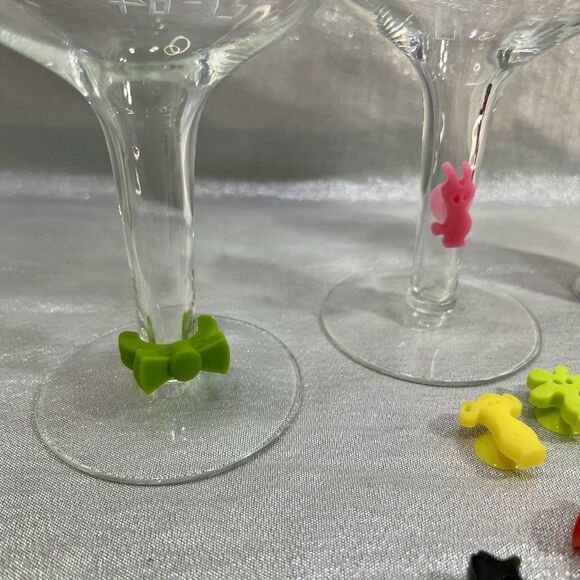 27 piece Glass Charms Silicone Drink Glass Markers Identifiers - Picture 3 of 9